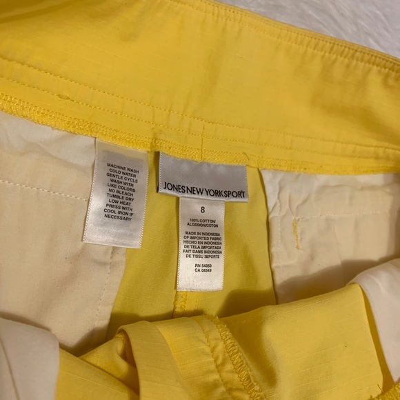 Jones New York Sport  yellow Capris - Picture 8 of 12
